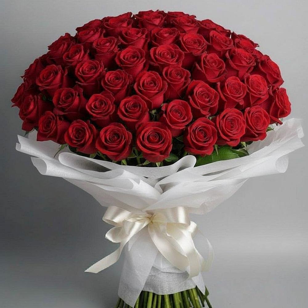 Букет 101 Красная роза Блэк Мэджик в Рождествено