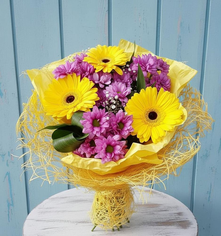 Букет цветов из: Хризантемы и Герберы в Рождествено