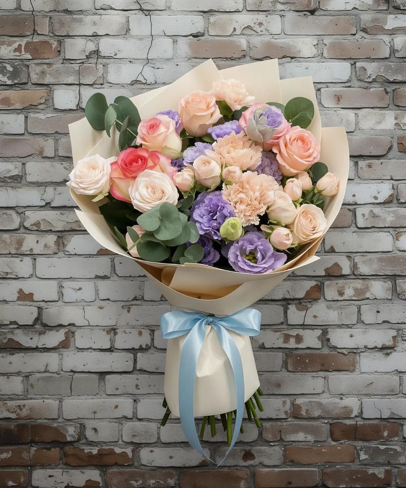 Букет цветов из: Розы, Лизиантусы и Гвоздики в Рождествено