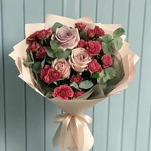 Букет цветов из:  Гвоздики и Розы в Рождествено
