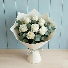 Букет Белые розы в Эвкалипте в Рождествено